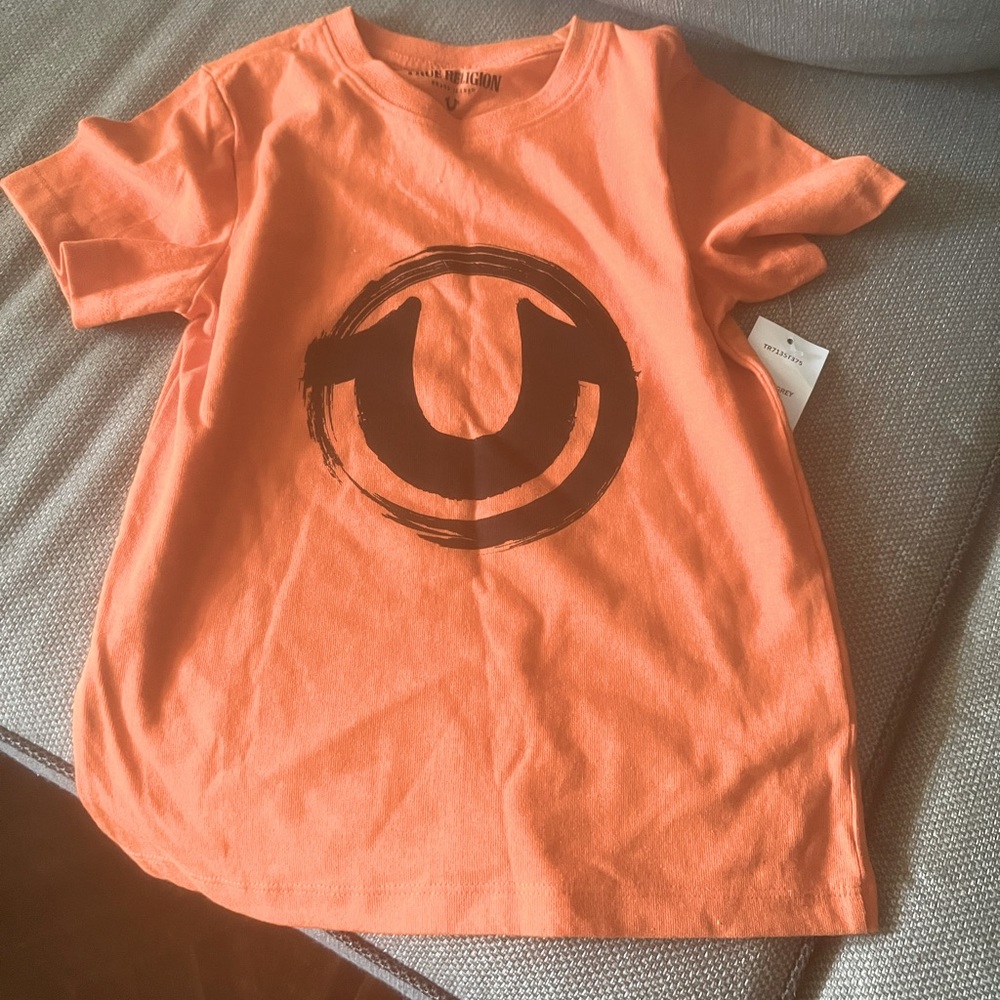 Boys True Religion Orange and Black T-Shirt. Size 7